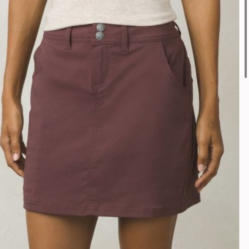 Prana Halle Mini Skort in Burgundy Wine